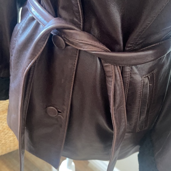 Vintage leather jacket Persian lamb trim - Picture 10 of 12